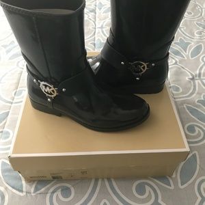 MK Rain boots